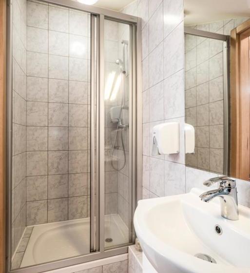 הוסטל Vinatus Pince