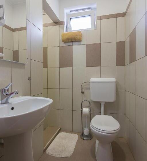 住宿加早餐  Oázis Panzió