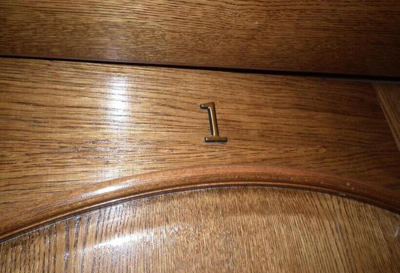 צימר Pensiunea Ando