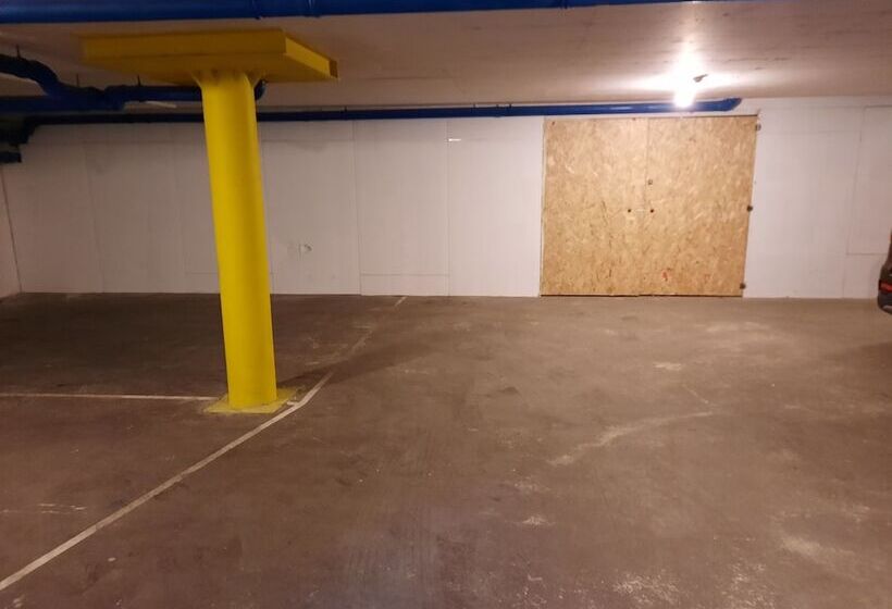 مبيت وإفطار Végvári Hotel Eger