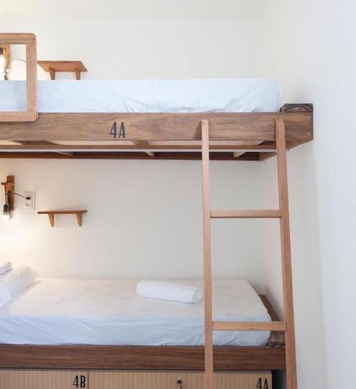 Brecha Hostel & Rooftop Maragogi