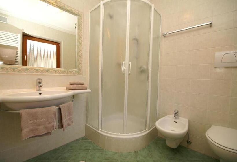 בית מלון כפרי Garni La Ciasota 3s