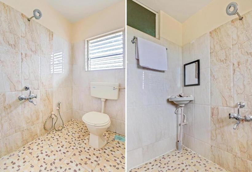 Hotel Spot On 44687  Nandini Lodging