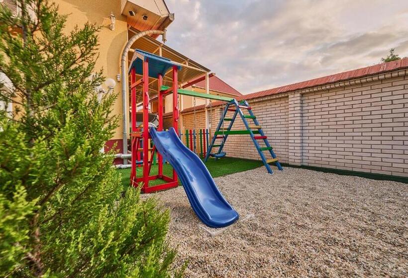 호텔 Tokajer Wellness Panzió