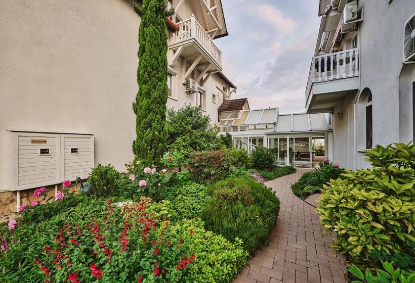 호텔 Tokajer Wellness Panzió