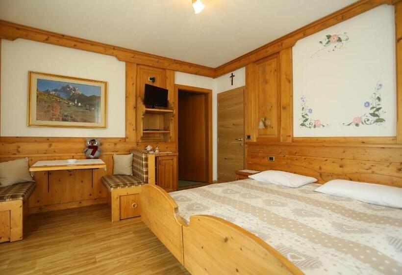 פנסיון Garni Miravalle