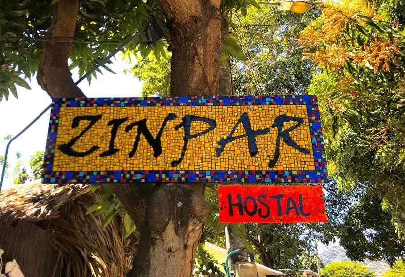 פנסיון Casa Zinpar