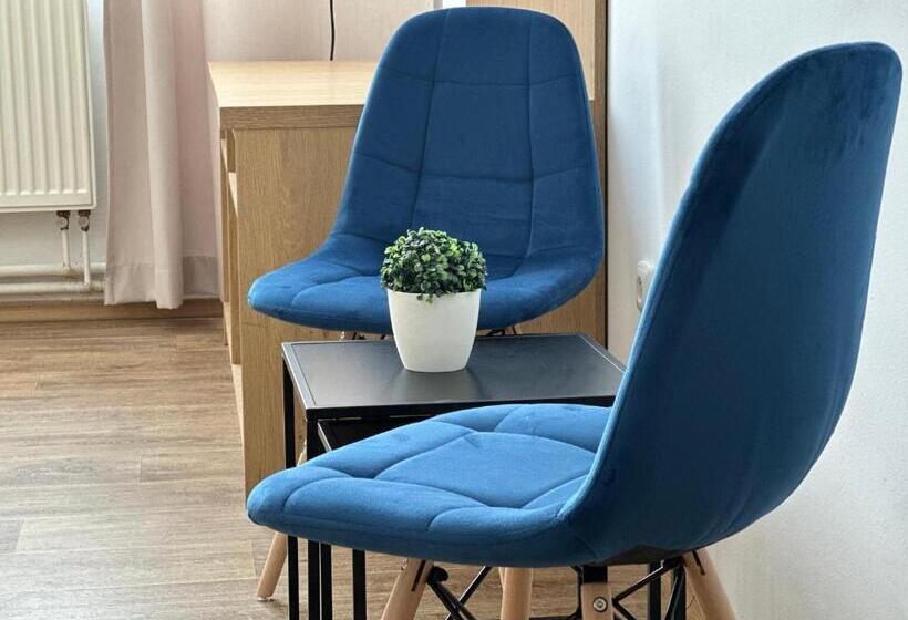 بنسيون Penzion Raketa Bowling