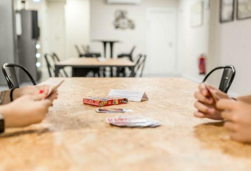 Piccolo Catalunya Hostel