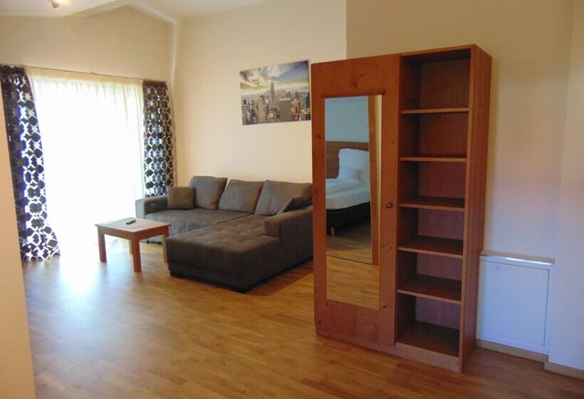 בית מלון כפרי Heimfeld Cafe Restaurant