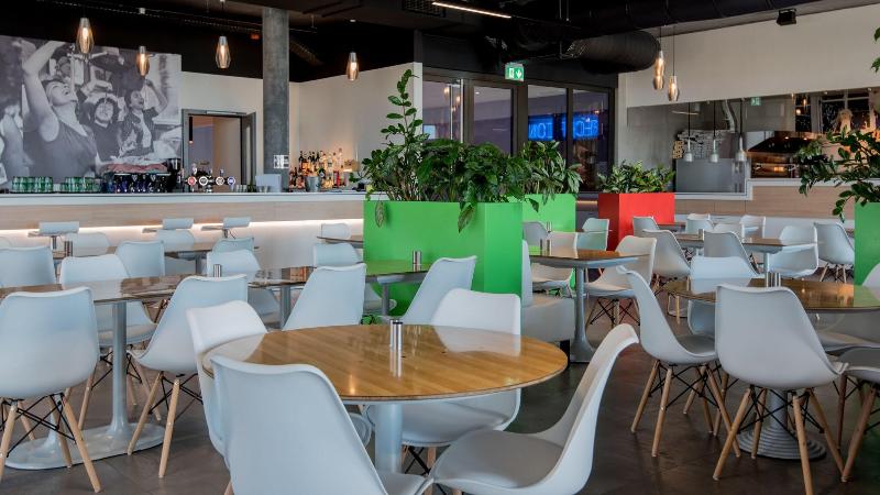 Отель The Bowling