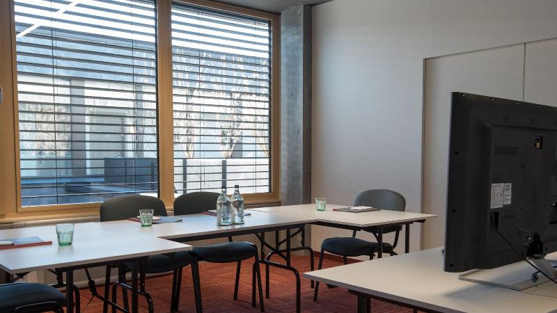 Отель The Bowling