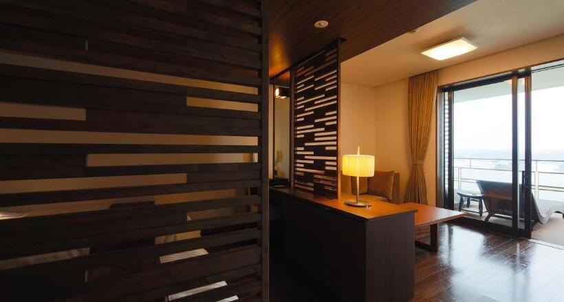 בית מלון כפרי Amakusa Tenku No Fune