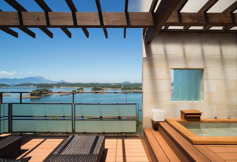 בית מלון כפרי Amakusa Tenku No Fune