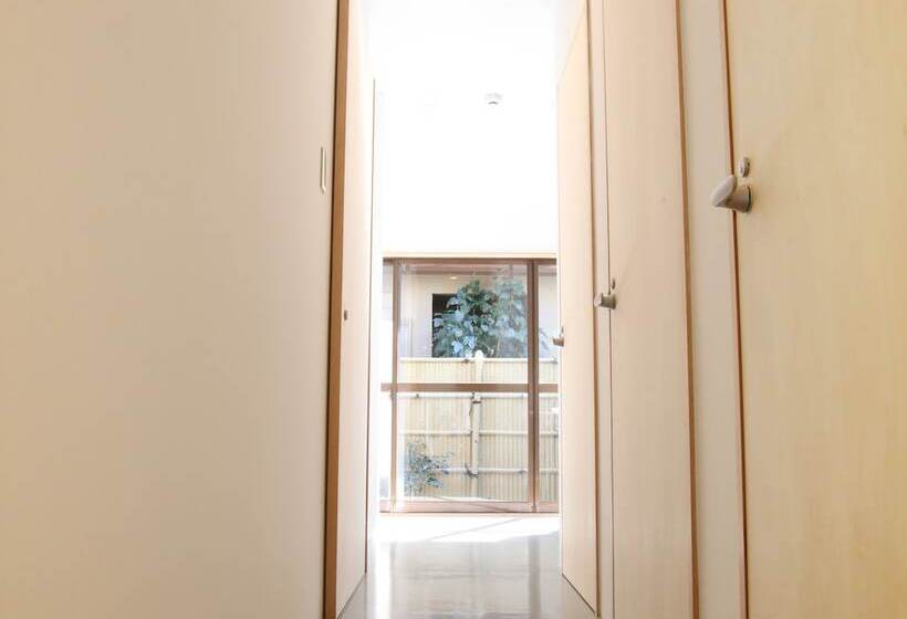 فندق Bond   Hostel