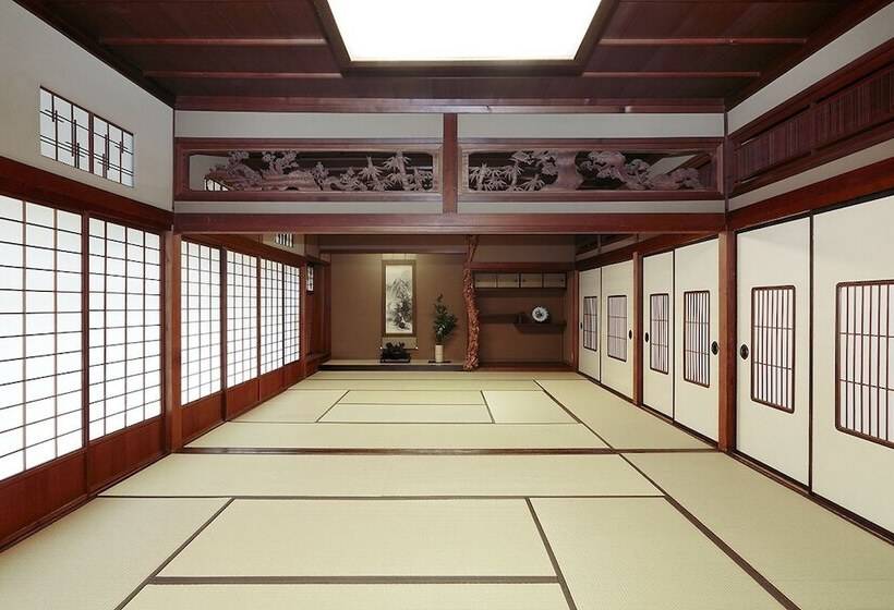 فندق Katsuzakikan