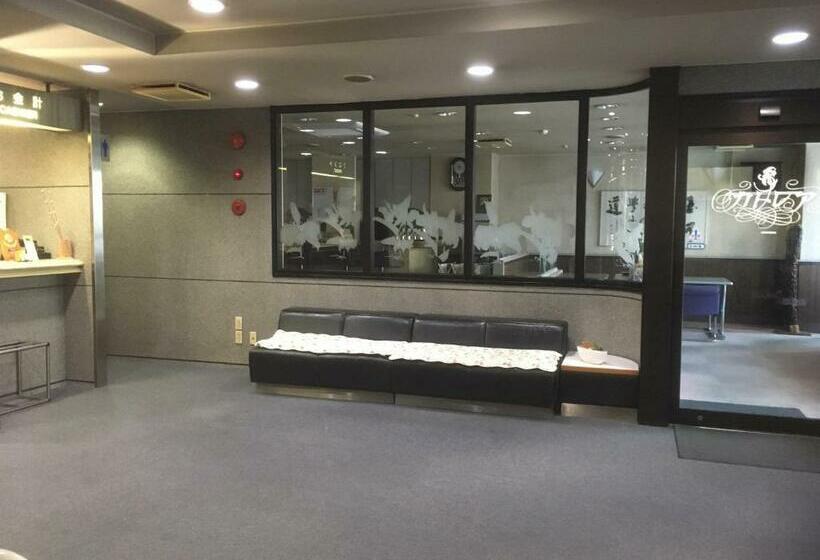 酒店 Tetora Kasugai Station