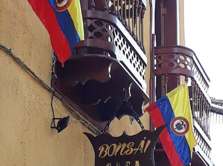 Bonsai Hotel Salamina Caldas