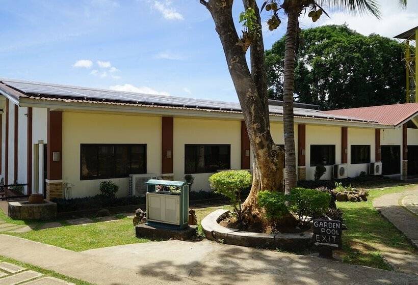 هتل Bakasyunan Resort And Conference Center   Tanay