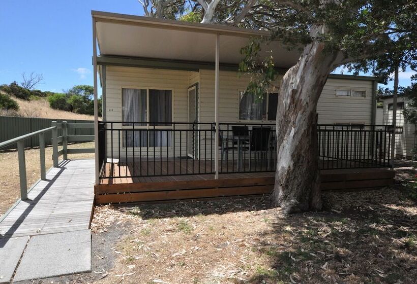 호텔 Beachside Holiday Park