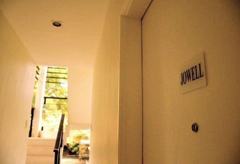 בית מלון כפרי Boracay White Coral