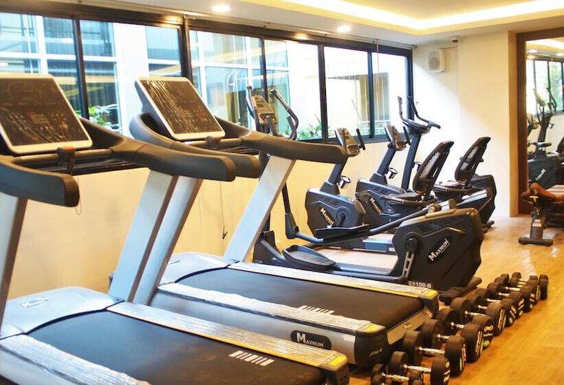 Metro Hotel & Spa