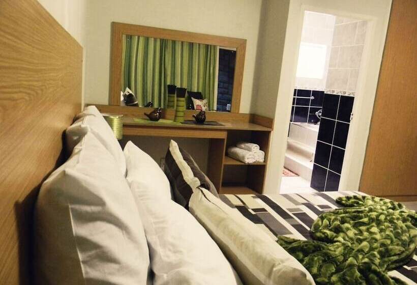 Aron's Guest House Bed & Breakfast