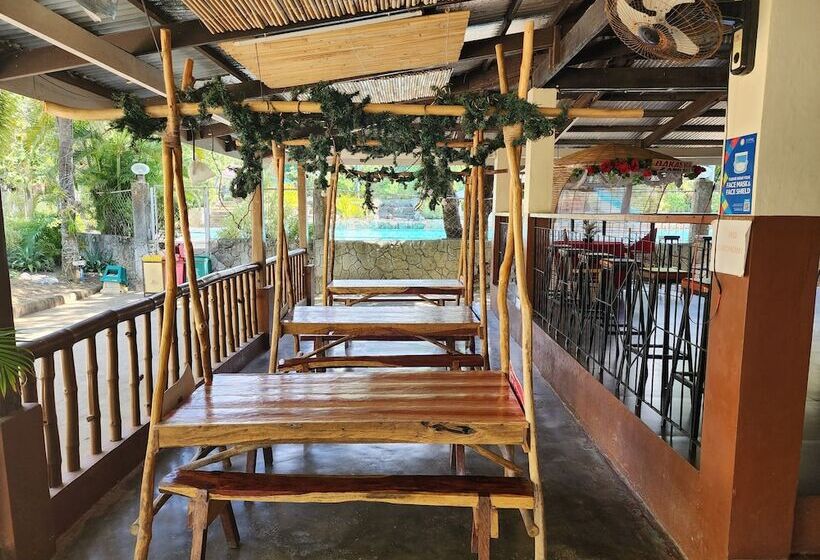Bakasyunan Resort And Conference Center Zambales