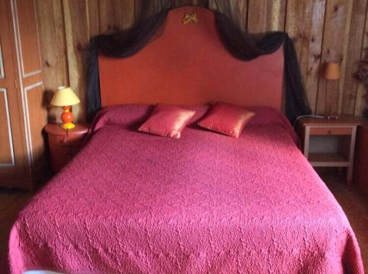 مبيت وإفطار Chambres D Hôtes Gelous