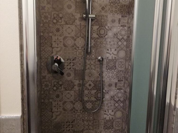 민박 Dogana D Acqua Rooms & Art