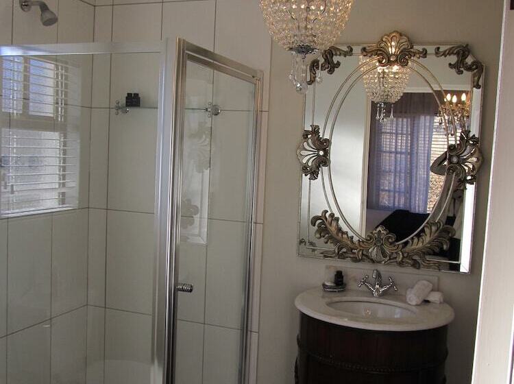 צימר La Riviera Guesthouse