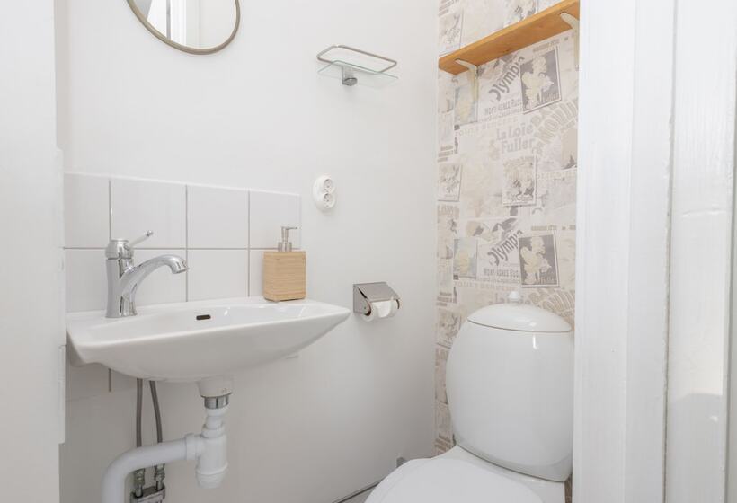 צימר Mormors Pensionat Strandhagen