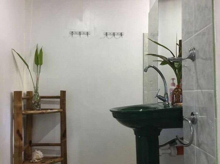 Bohol Lahoy Dive Resort