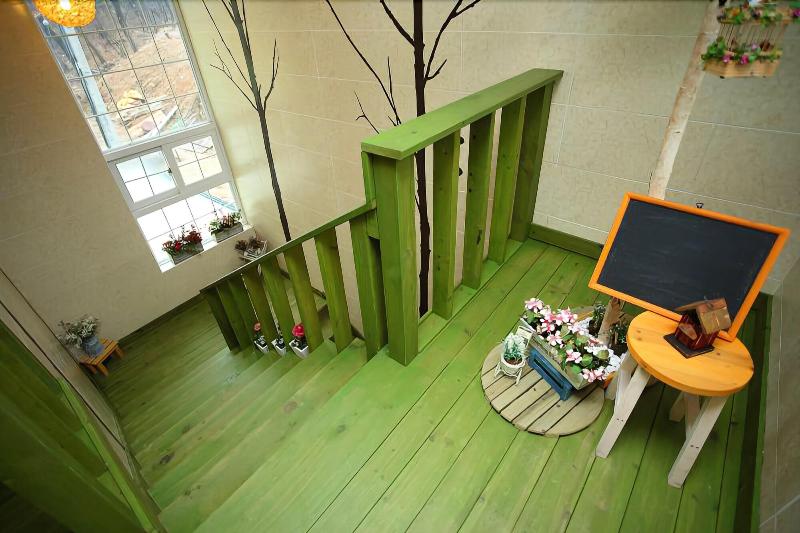 Afternoon Of The Forest Pension