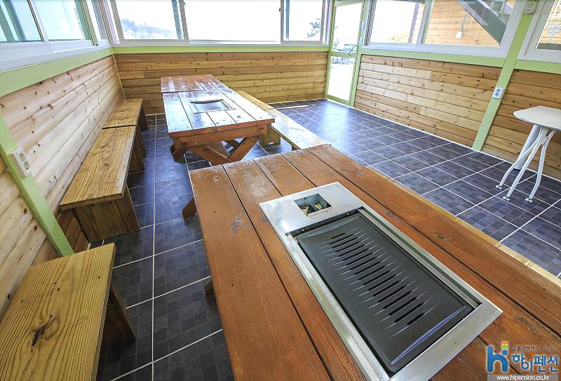 Afternoon Of The Forest Pension