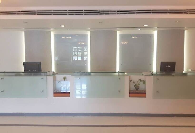 Gokulam Park Hotel & Convention Centre