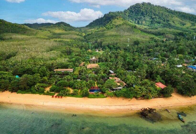 בית מלון כפרי Andalay Beach Resort Koh Libong