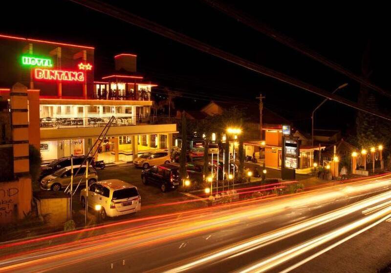 בית מלון כפרי Bintang Tawangmangu