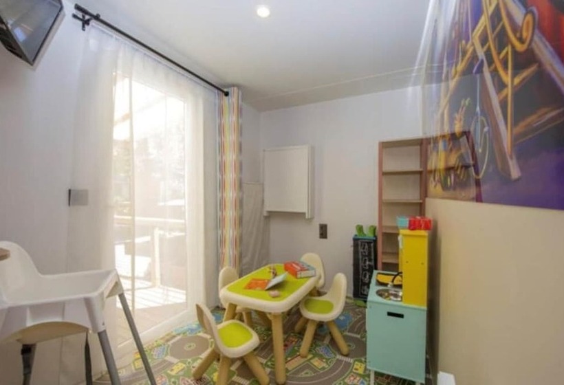 בית מלון כפרי Camping Le Parc De Paris