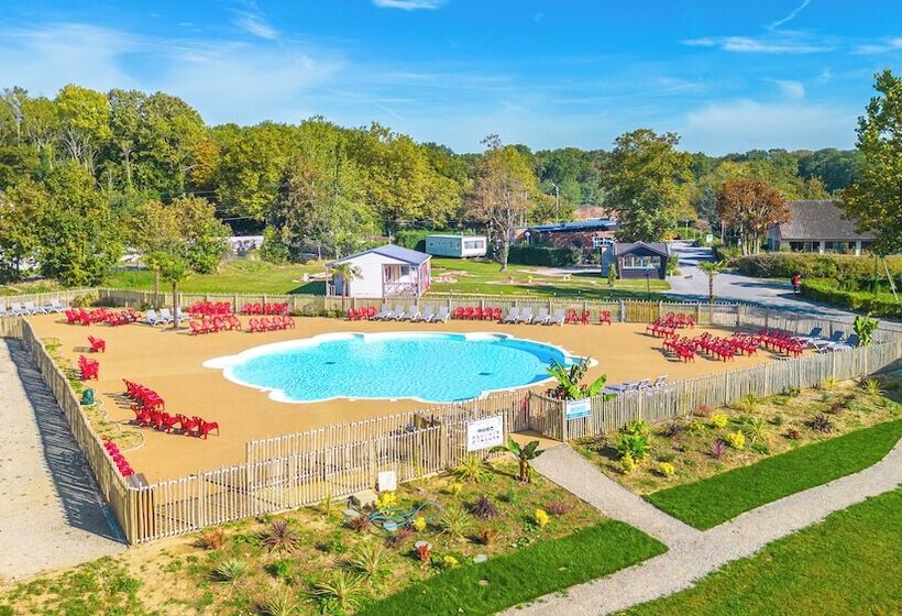 בית מלון כפרי Camping Le Parc De Paris