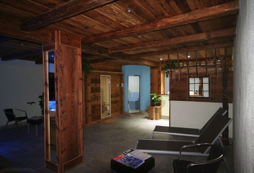 فندق Caprice Des Neiges