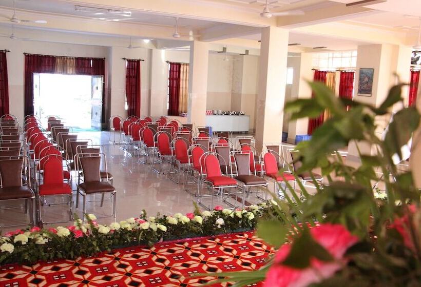 فندق Dee Jay Resort