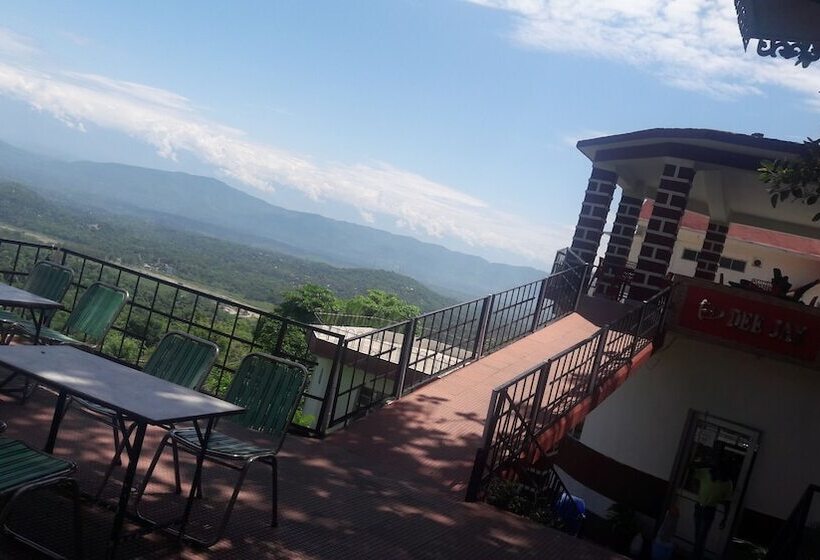 فندق Dee Jay Resort