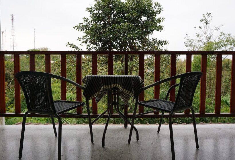 Отель Green Hill Resort