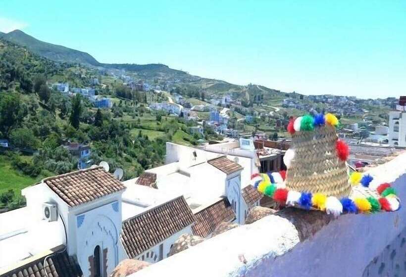 هتل Hostal La Joya