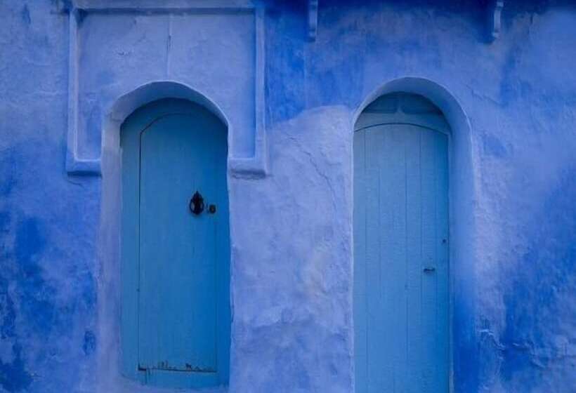 هتل Hostal La Joya