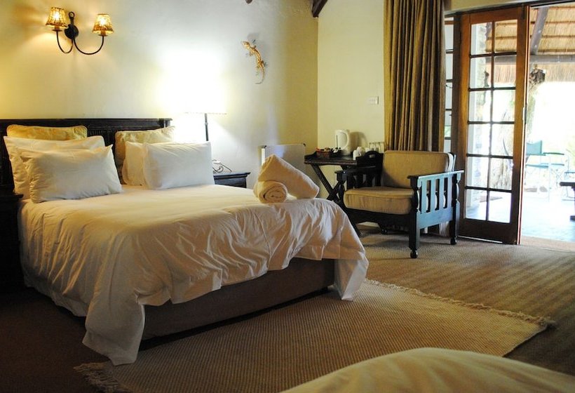 בית מלון כפרי Insingizi Lodge