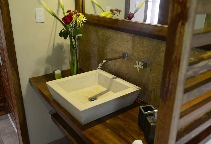 Отель Itamandi Ecolodge