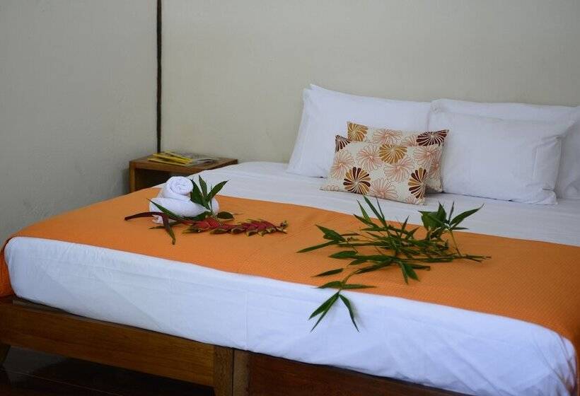 Отель Itamandi Ecolodge