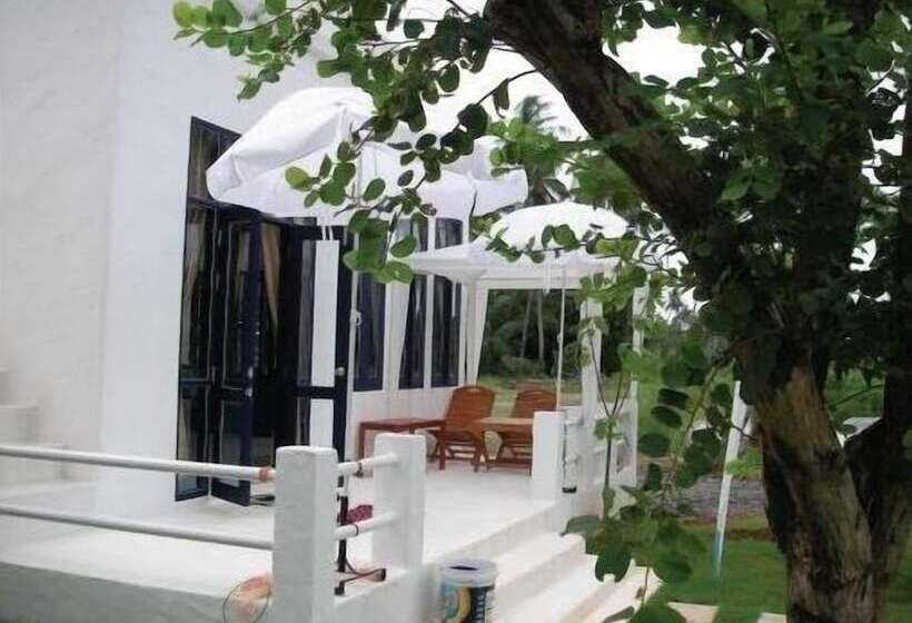 酒店 Laemsing Whitehouse Resort